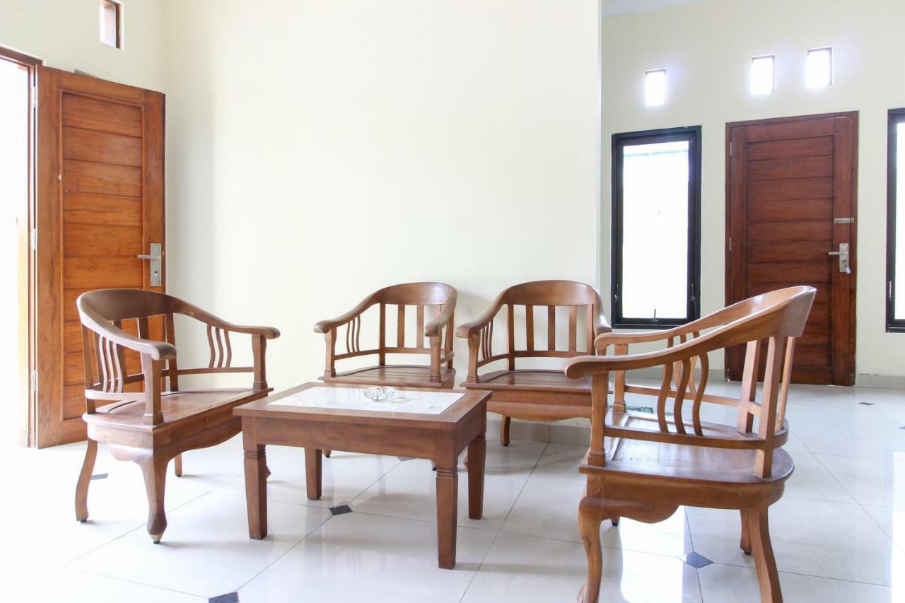 Reddoorz Near Rumah Sakit Condong Catur Maguwo Exterior foto