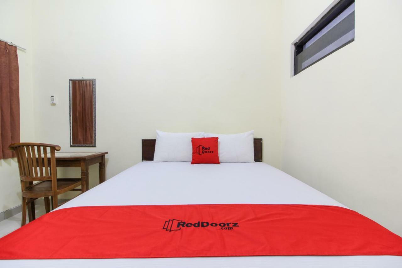 Reddoorz Near Rumah Sakit Condong Catur Maguwo Exterior foto